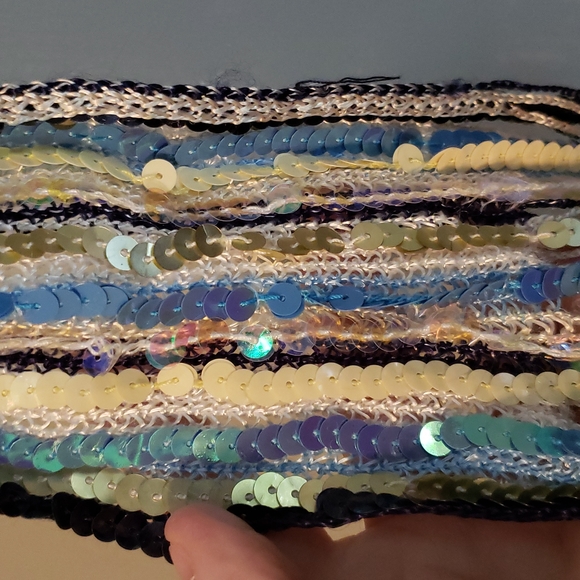 Scarf - Picture 2 of 2